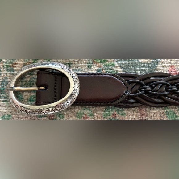 Brighton Ladies Brown Leather Bangkok Weaver Belt, Silver Engraved Buckle - Picture 5 of 13